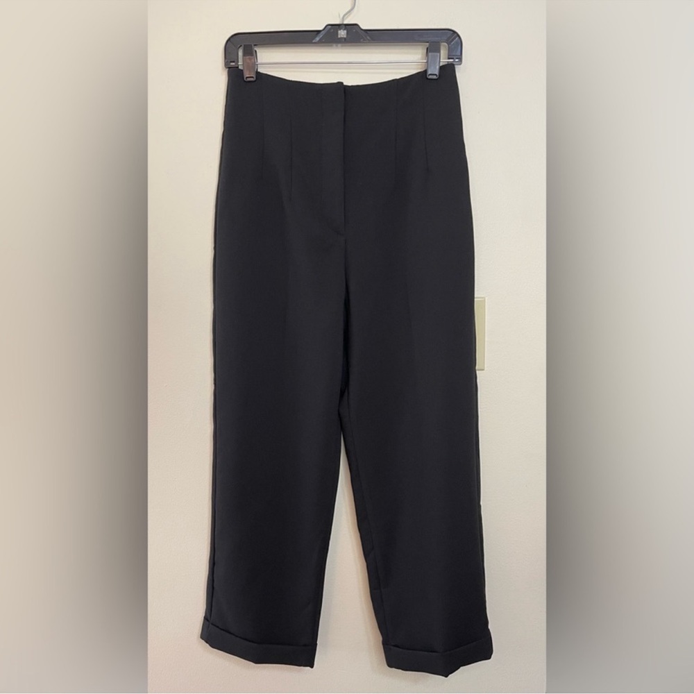 Zara Women’s Hight Waist Trousers Pant Black Size Small. NWOT